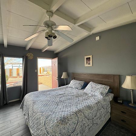 Harmony Motel Туэнтинайн-Палмс Экстерьер фото